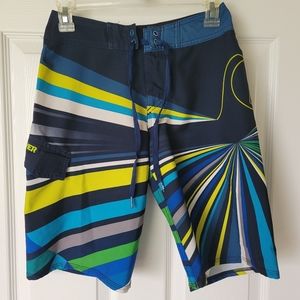 Quiksilver EUC boardshorts 26in waist